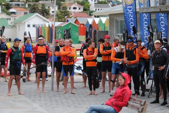 Gary(to right of pole) in 2009 at Cape Town Discovery Race